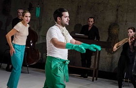 Wir haben getan, was wir konnten – Deutsches Schauspielhaus Hamburg –  Tuğsal Moğul bringt sein neues Stück über die tödlichen Seiten des Gesundheitssystems zur Uraufführung