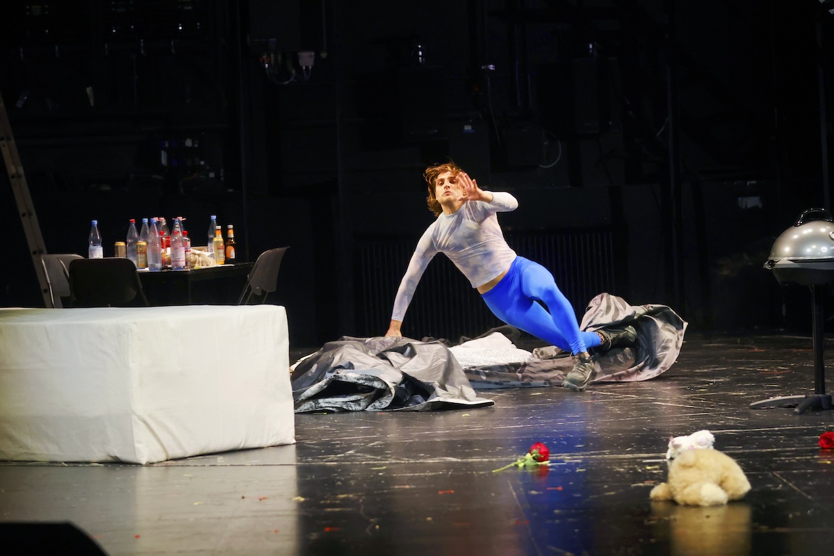 Ciao4 1200 UteLangkafelMaiFoto