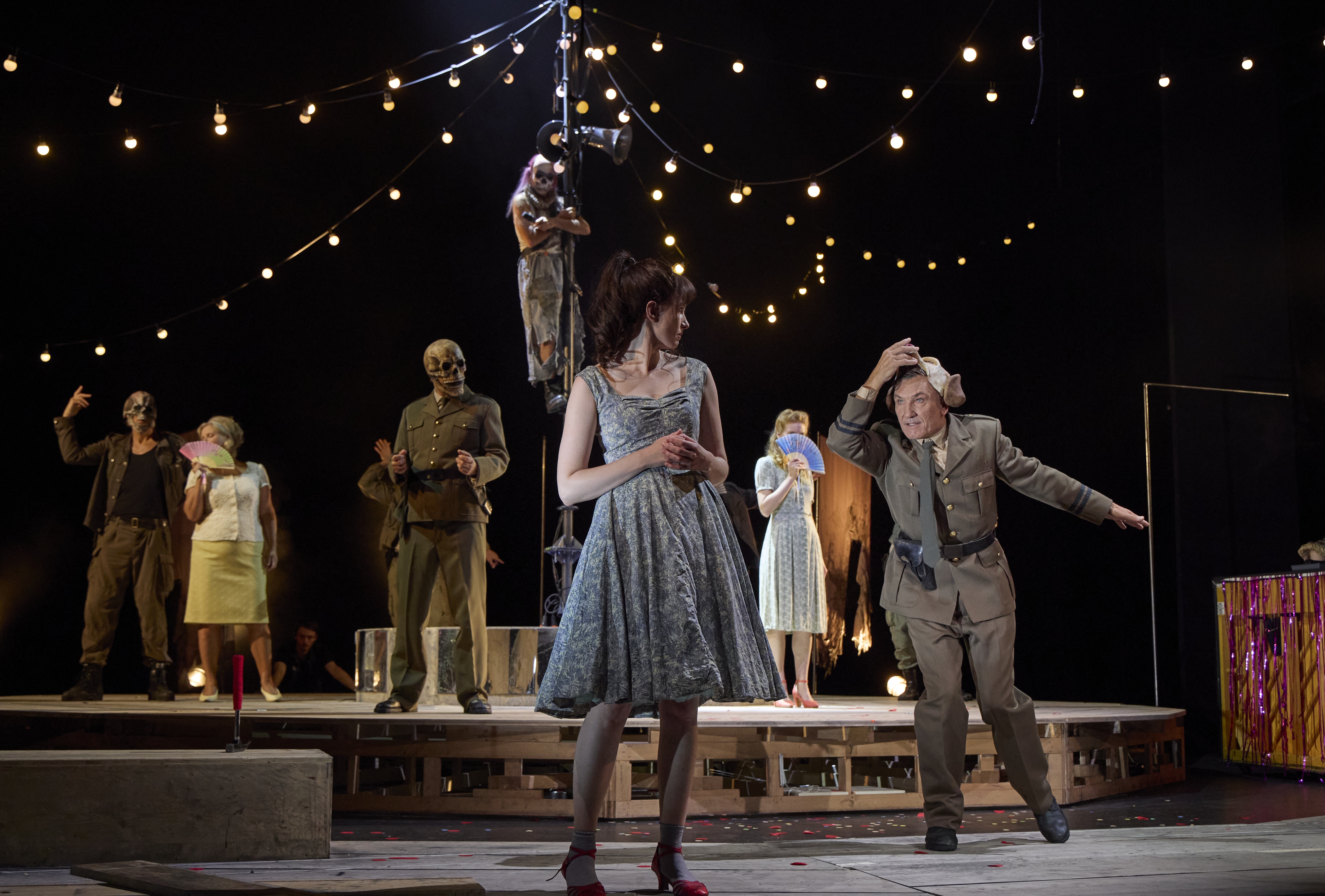 Viel Laerm um nichts c Herwig Prammer 10443 300dpi