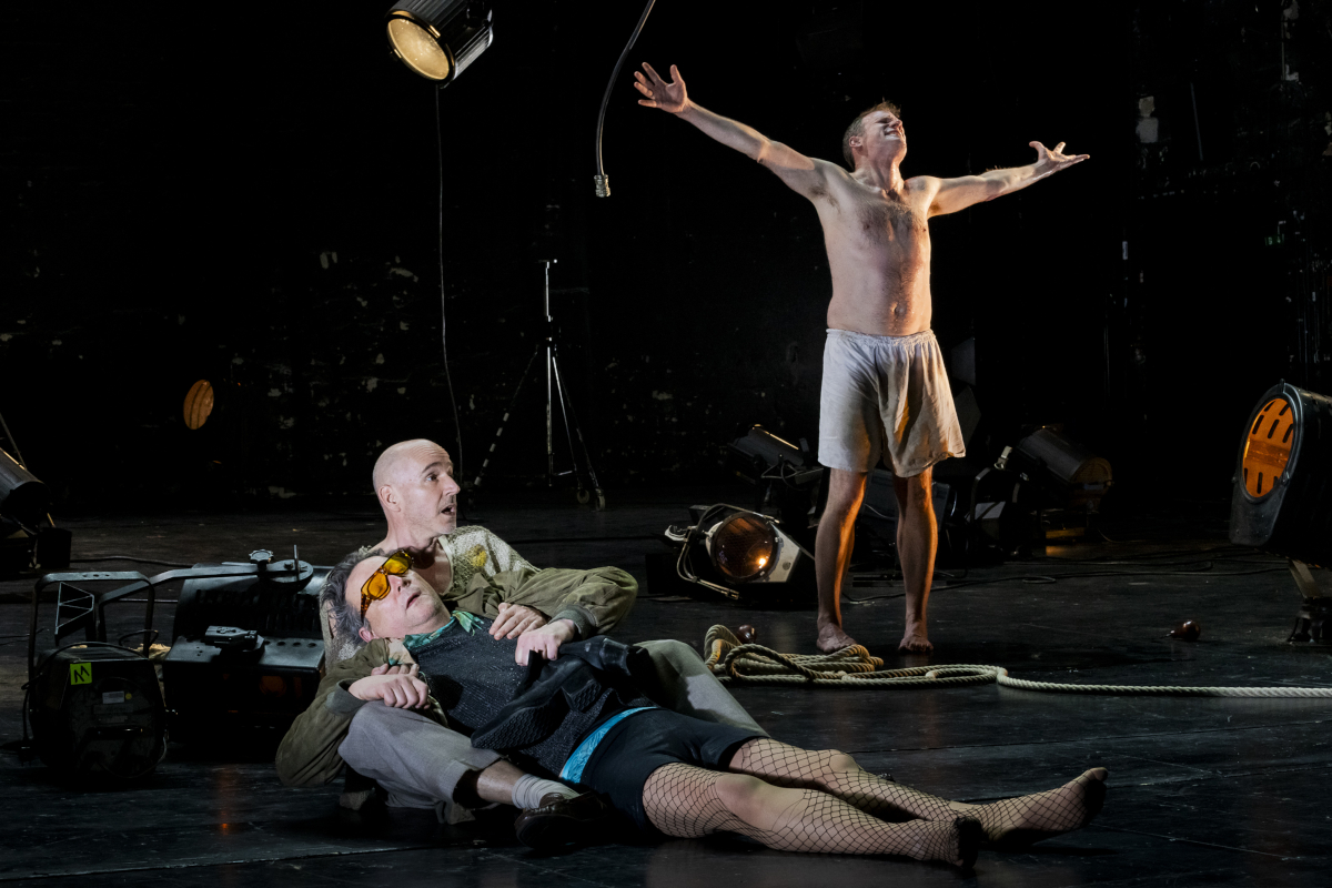 Warten auf Godot1 1200 Joerg Brueggemann u