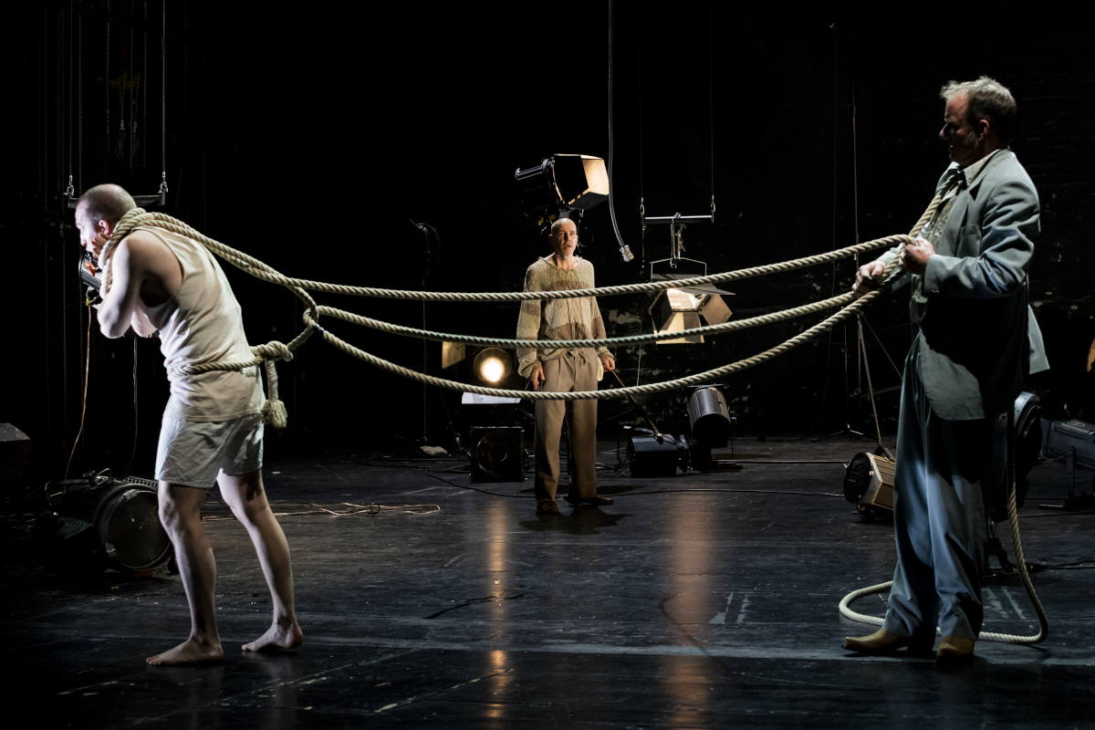 Warten auf Godot3 1200 Joerg Brueggemann u