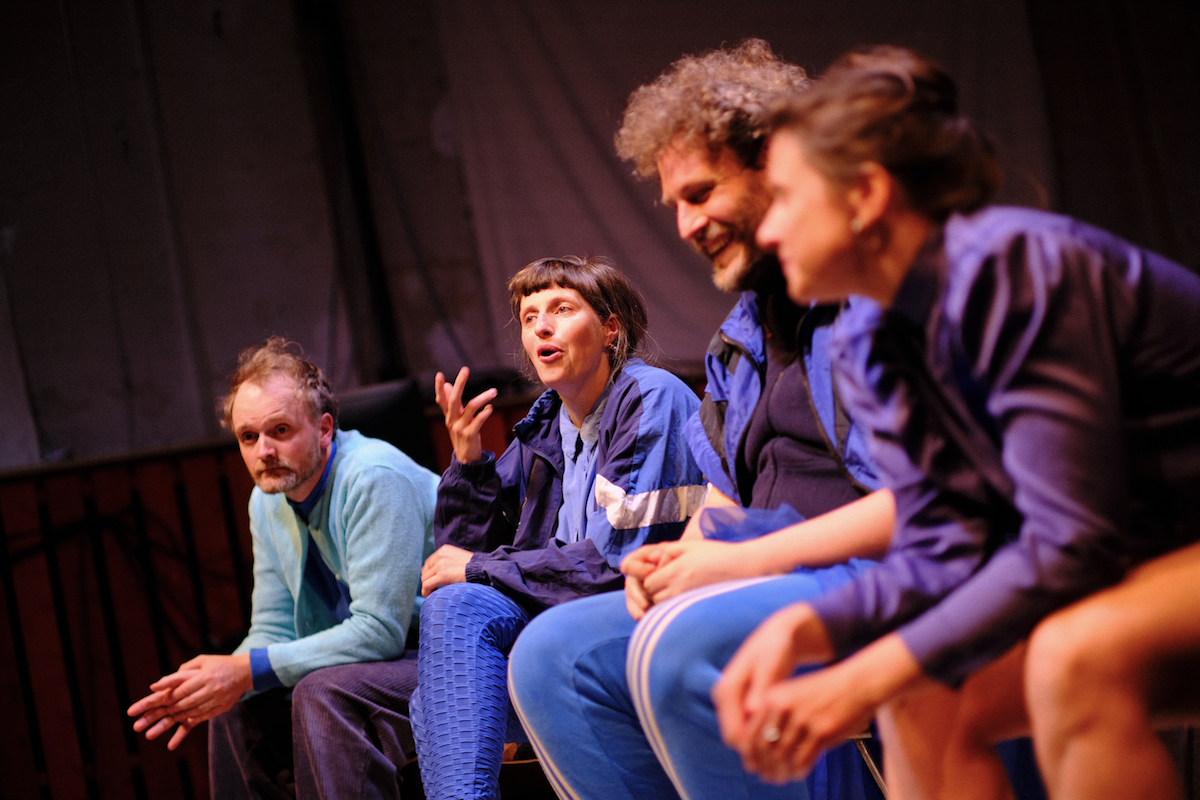 Kindheiten Vorschlag.Hammer cNicolas Rosener hq 1850