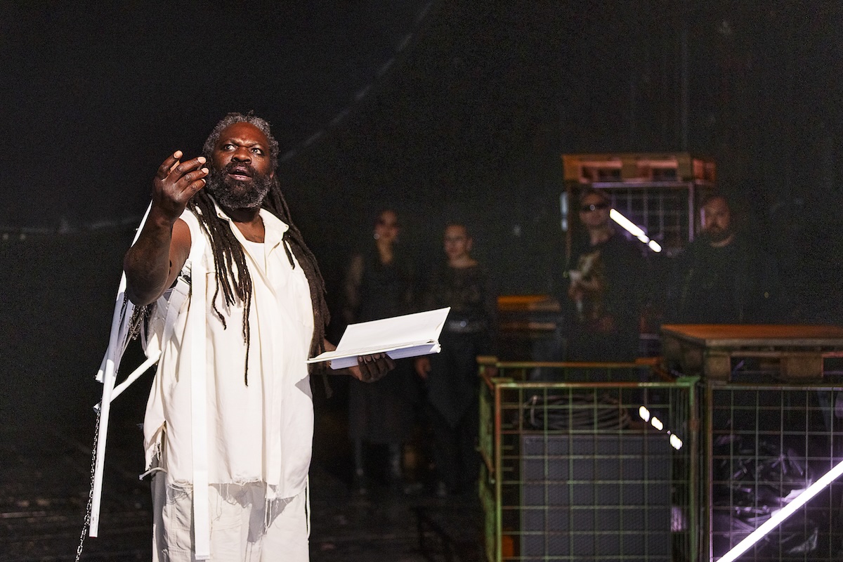  Autor:innenTheaterTage 202511. bis 21. Juni am Deutschen Theater BerlinDie Lange Nacht der Autor:innen, Atelier WertheimerRegieteam und Besetzung:Regie: Guido Wertheimer B&uuml;hne: Diana BerndtKost&uuml;me: Lena BeckVideo: Ana IramainMusik: Julian GalayDramaturgie: Bernd IseleLicht:  Thomas LangguthAutor: Guido WertheimerMIT Komi Mizrajim Togbonou , Alexej Lochmann (DT), Katrija Lehmann (DT), Florian K&ouml;hler (DT), Janek Maudrich (DT Ensemble), Zalina Sanchez (Spielerin DT Jung*), Lioba Breitensprecher (RambaZamba Theater), Guido Wertheimer,  Julian Galay 