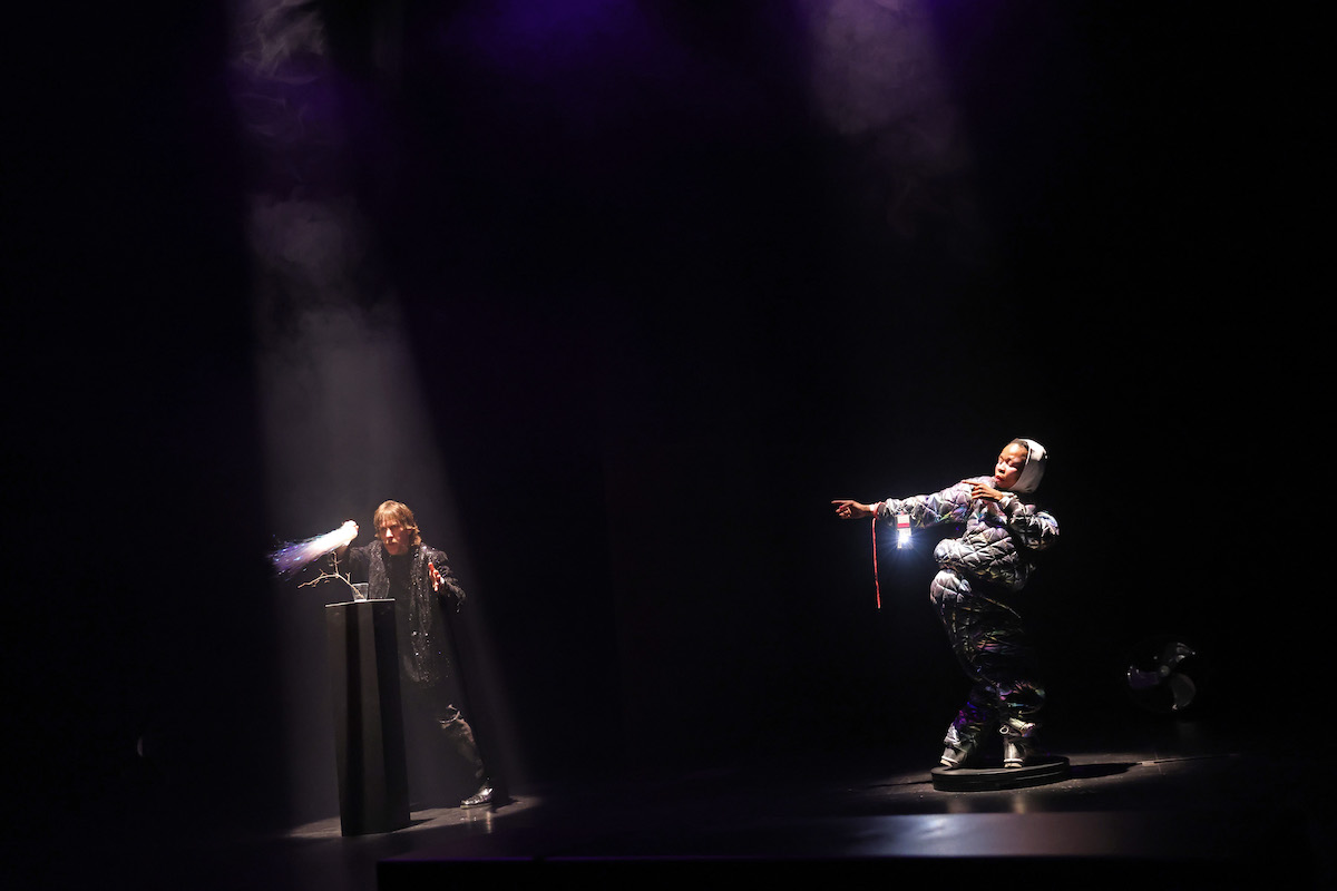 NewsFromBeyond DorotheaTuch 27352