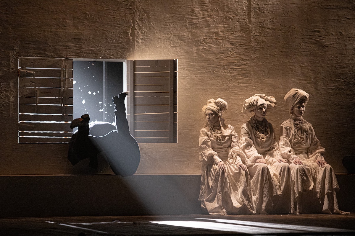 hexe presse 2 2569 c julia weber