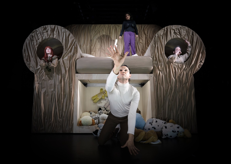 Es sagt es liebt 01 1200 Christian Kleiner