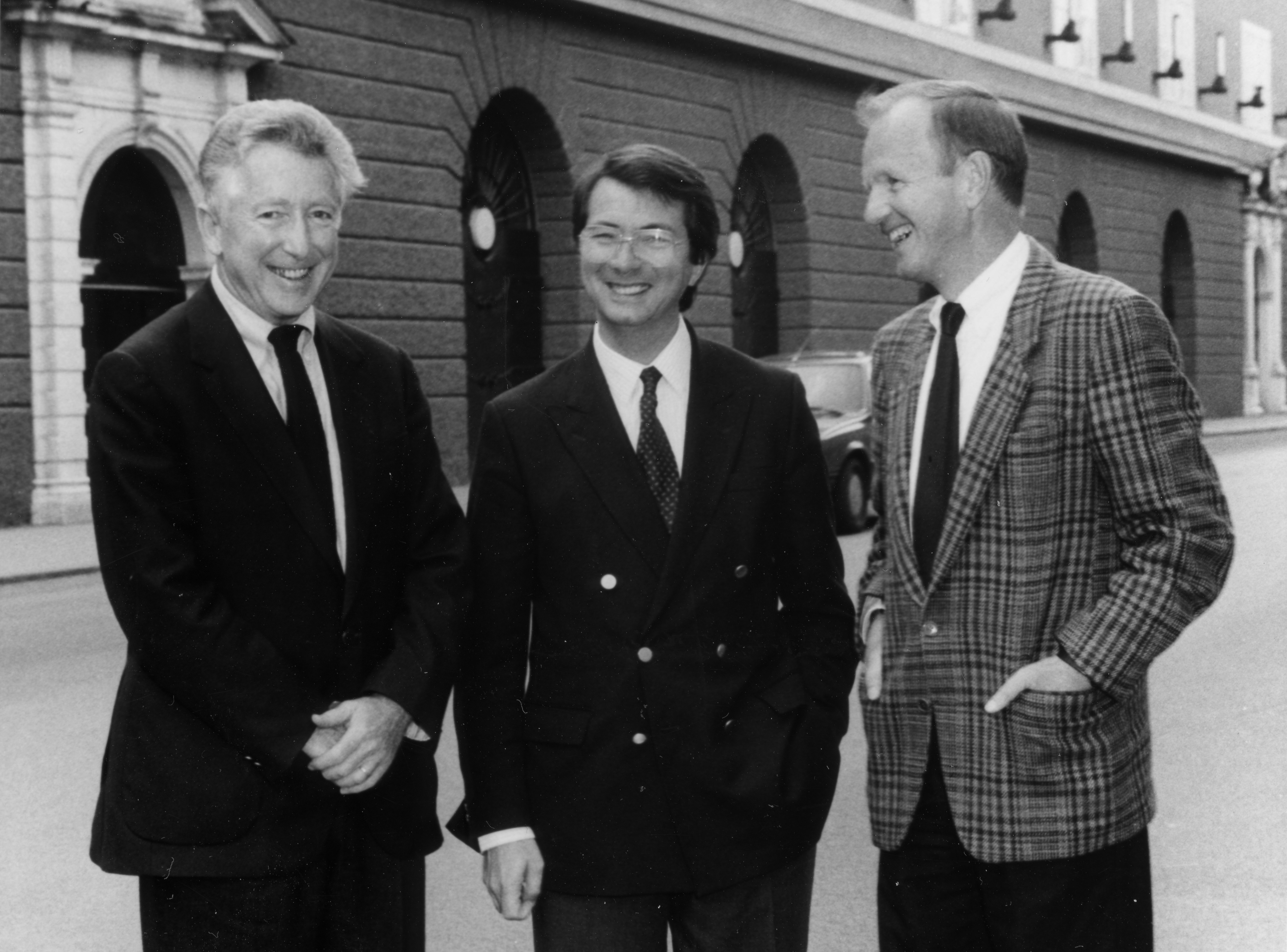 Hans Landesmann, Gerard Mortier mit dem Ex-Festspielpräsidenten Dr. Heinrich Wiesmüller in Salzburg (v.l.n.r.) © ASF / Foto: Helmut Schaffler