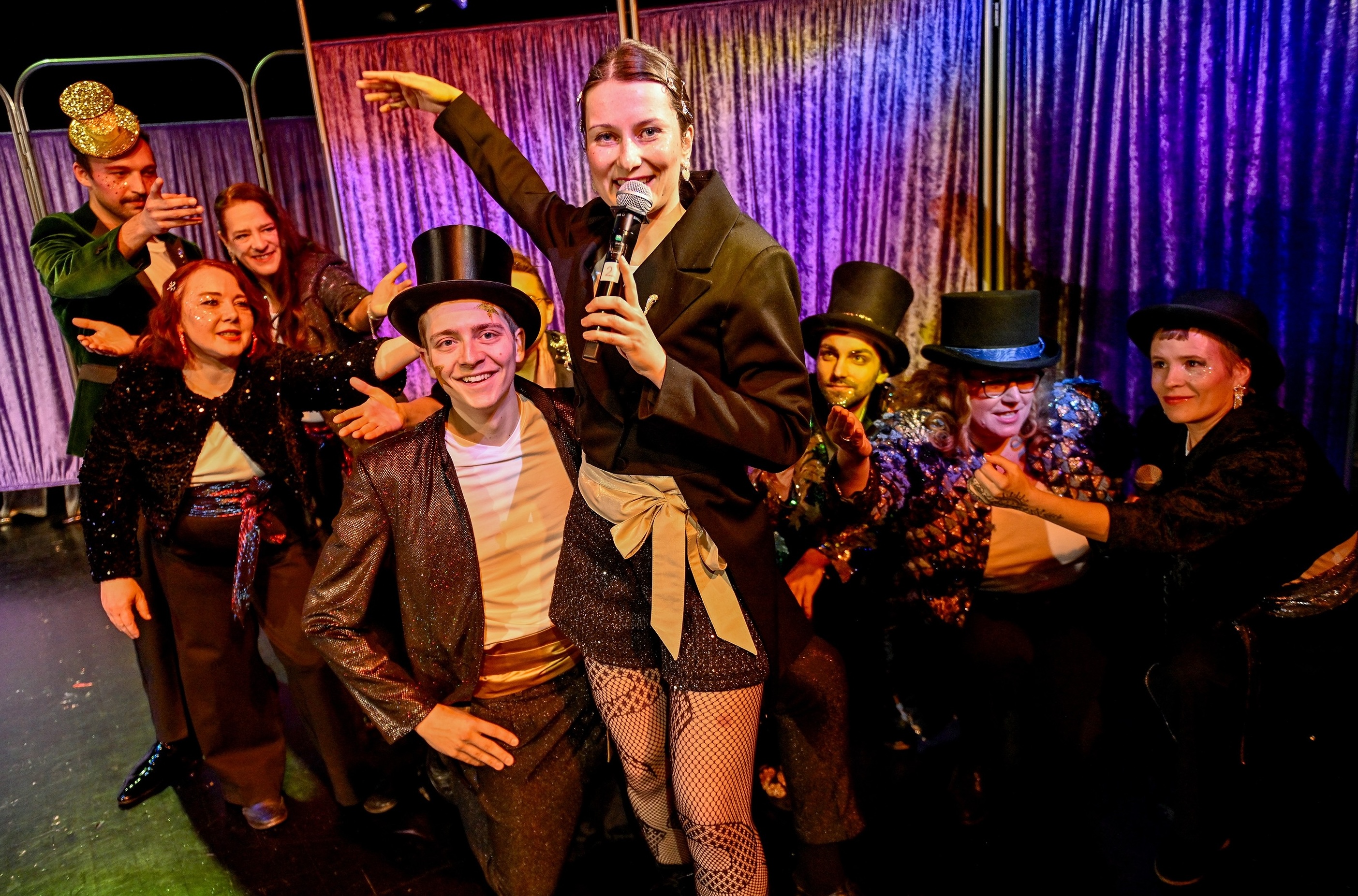 "Kritischer Zustand" an der Bürger:Bühne des Staatsschauspiel Dresden © Sebastian Hoppe